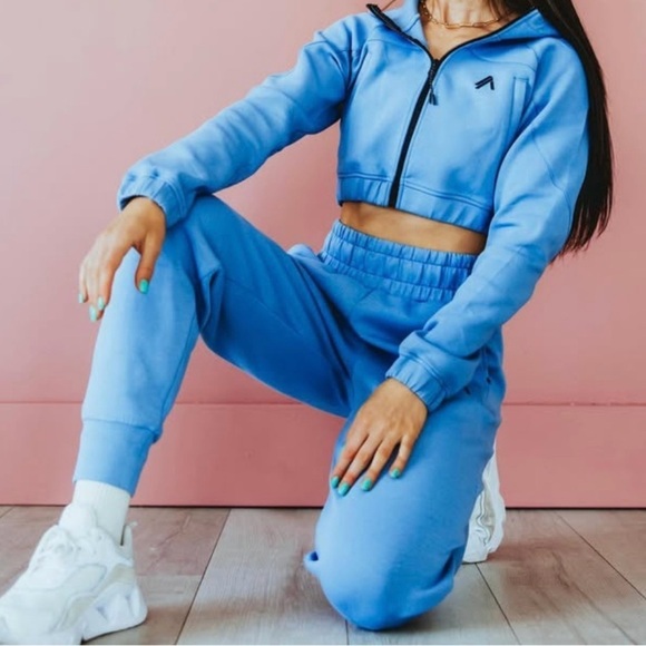 Alphalete Element ELMTS Crop Zip Jacket XS & Jogger Pant SM Women Sky Blue Set - Picture 1 of 13